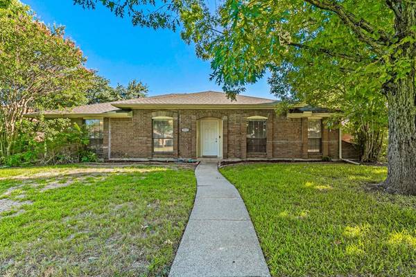 3510 Andrea Lane, Rowlett, TX 75088