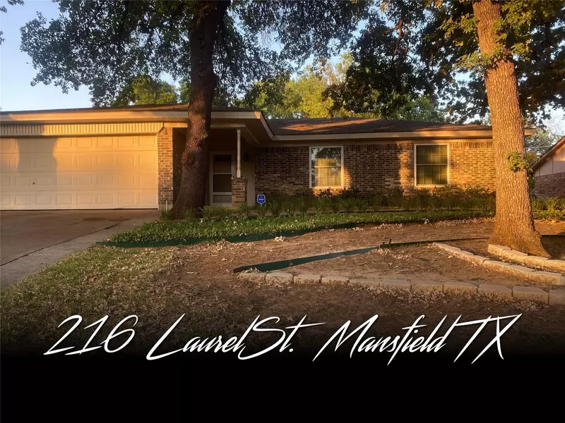 216 Laurel Street, Mansfield, TX 76063