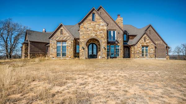 703 Young Bend Road, Brock, TX 76087