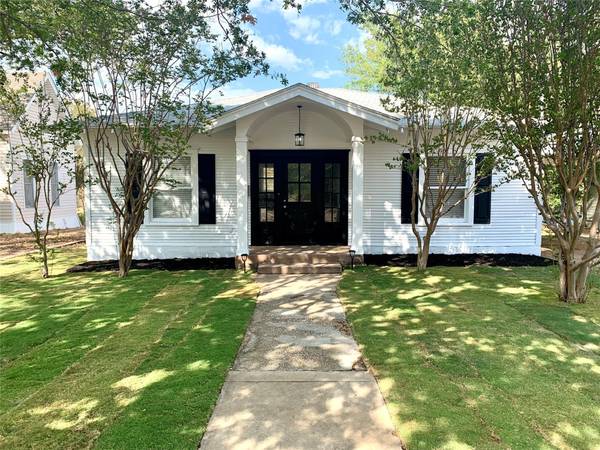 1516 Vincent Street, Brownwood, TX 76801