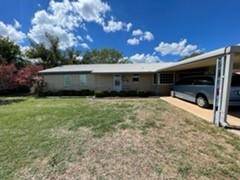 300 COLUMBUS Street, Coleman, TX 76834