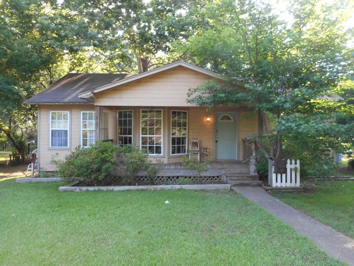 Minden, LA 71055,623 Pine Street