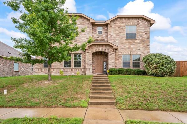 1944 Rainwater Way, Lancaster, TX 75146