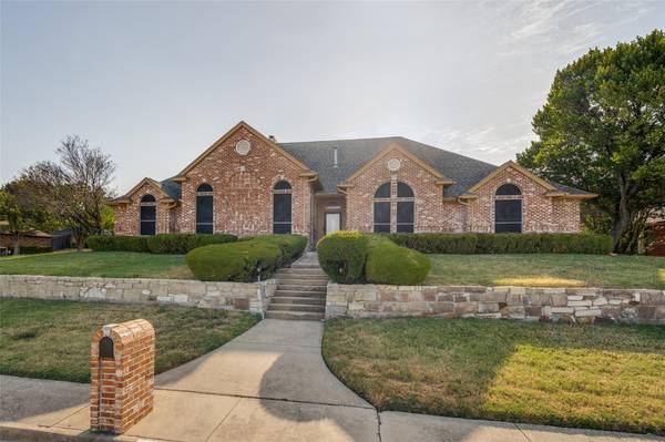 1412 Mantlebrook Drive, Desoto, TX 75115