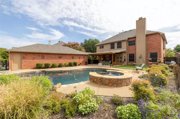 2102 Winding Creek Drive, Keller, TX 76248