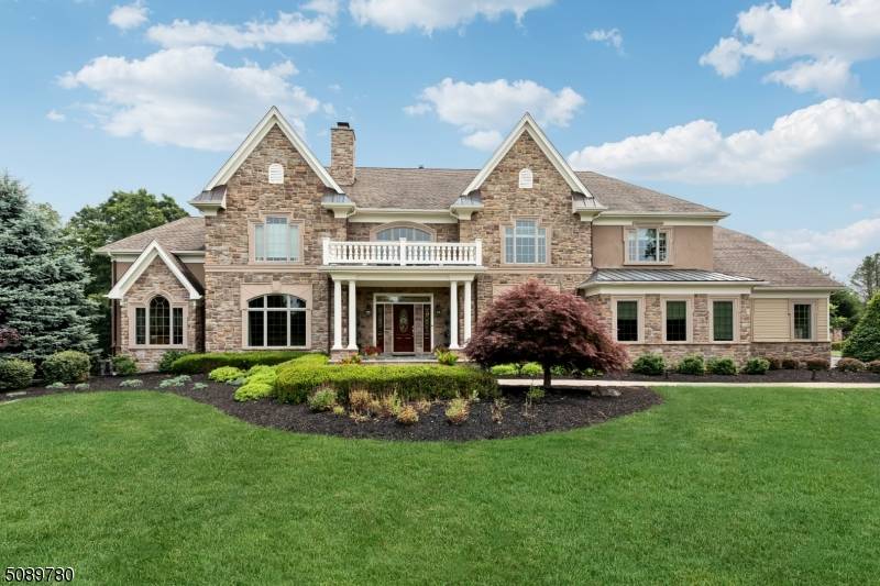 18 SMITHFIELD ROAD, Clinton Twp., NJ 08833