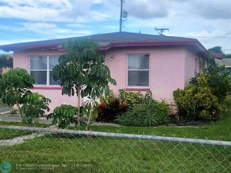 1501 W 16th St, Riviera Beach, FL 33404