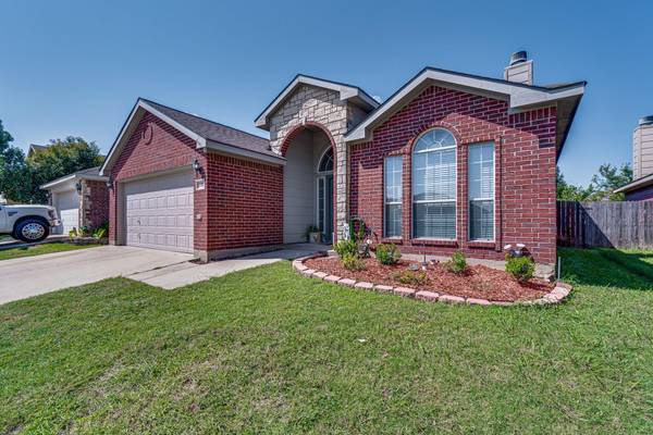 12320 Rolling Ridge Drive, Fort Worth, TX 76028