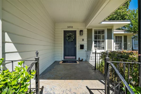 Shreveport, LA 71105,3898 Greenway Place