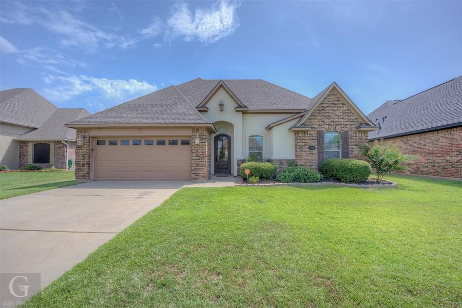 308 Camelback Drive, Bossier City, LA 71111