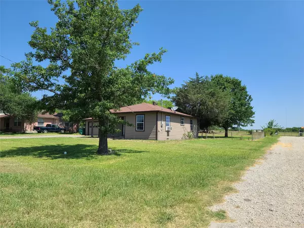 5904 Lee Street, Greenville, TX 75401