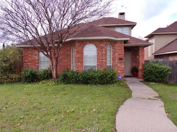 4009 Eisenhower Street, Carrollton, TX 75007