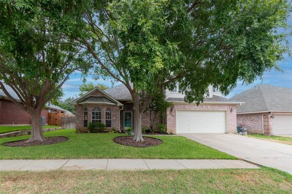 6829 Dogwood Lane, North Richland Hills, TX 76182