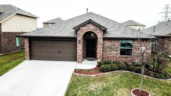 5008 College Drive, Fort Worth, TX 76179