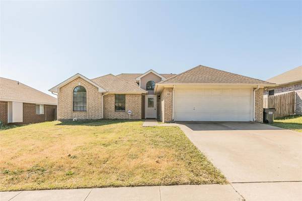 224 California Drive, Glenn Heights, TX 75154