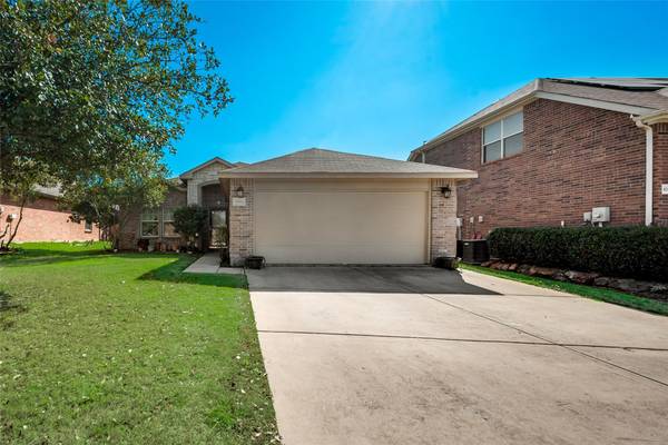 10004 Huey Trail, Fort Worth, TX 76053