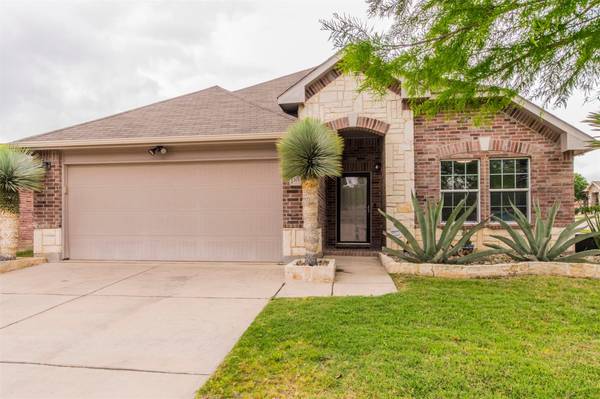 10153 Longranger Drive, Fort Worth, TX 76053