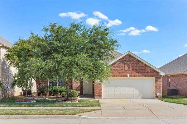 10020 Daly Drive, Fort Worth, TX 76053