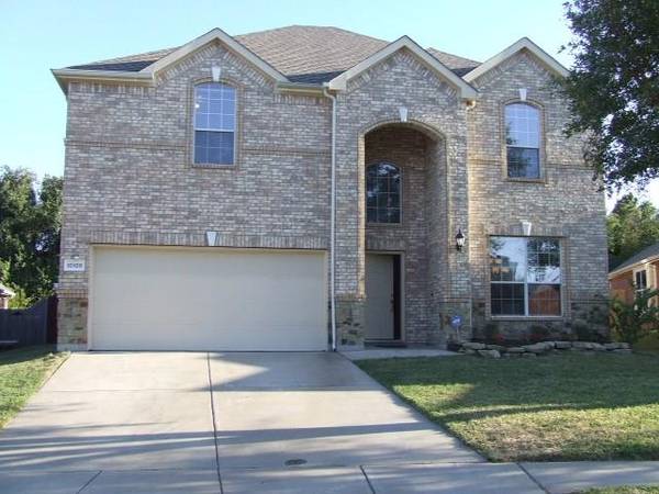 10108 Longranger Lane, Fort Worth, TX 76053