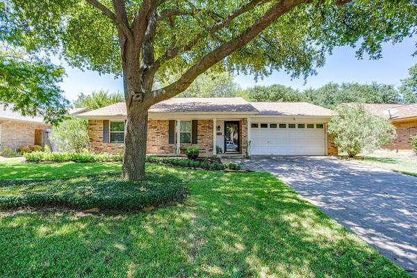 2814 Mesa Verde Trail, Grapevine, TX 76051