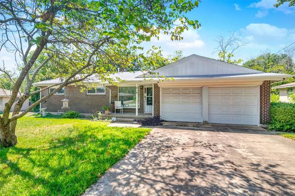 419 N Hamilton Street, Farmersville, TX 75442