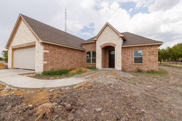 100 Allison Lane,  Frost,  TX 76641