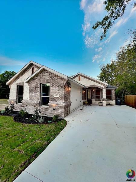 4192 Portwood Drive, Lancaster, TX 75134