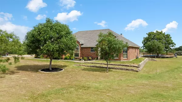 Paradise, TX 76073,194 County Road 3383