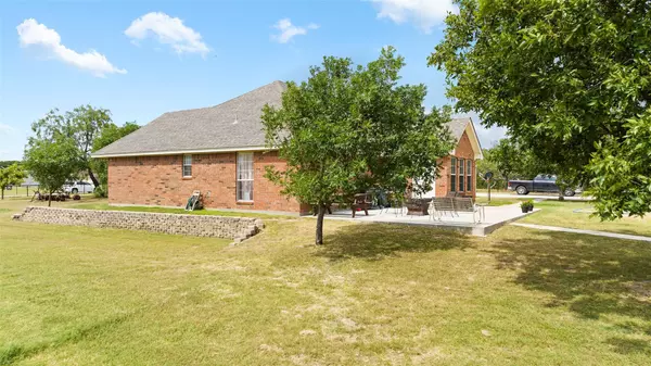 Paradise, TX 76073,194 County Road 3383