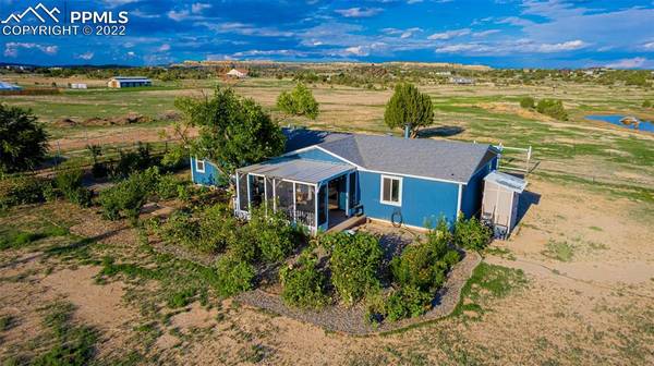 1040 Q ST, Penrose, CO 81240