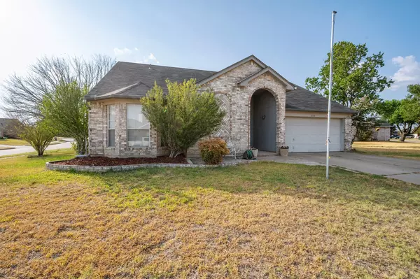 Arlington, TX 76002,6734 White Tail Lane