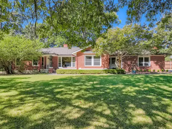 9527 Alta Mira Drive, Dallas, TX 75218