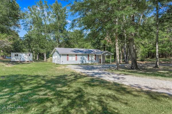 9590 Blanchard Latex Road, Mooringsport, LA 71060