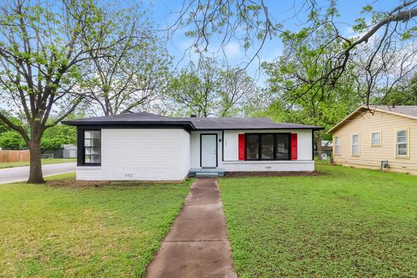 1103 Bales Street, Cleburne, TX 76033