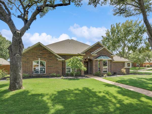 1701 Crestedge Court, Colleyville, TX 76034