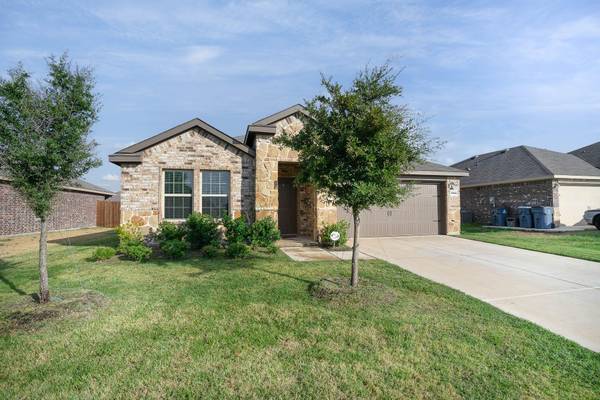 2514 Whitaker Drive,  Seagoville,  TX 75159