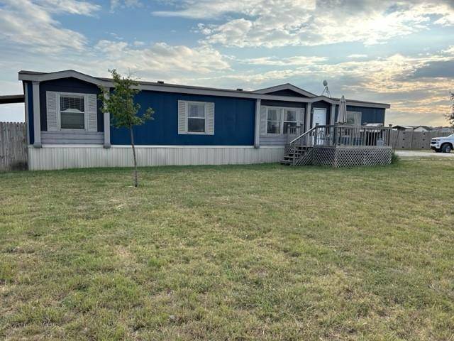 733 Private Road 4732, Rhome, TX 76078