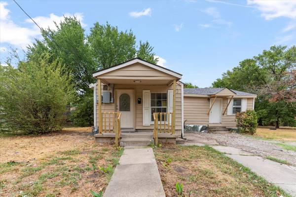 1214 Jones Street, Greenville, TX 75401