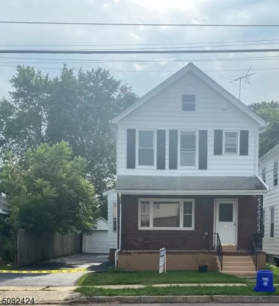 5 2Nd Ave, Raritan Boro, NJ 08869