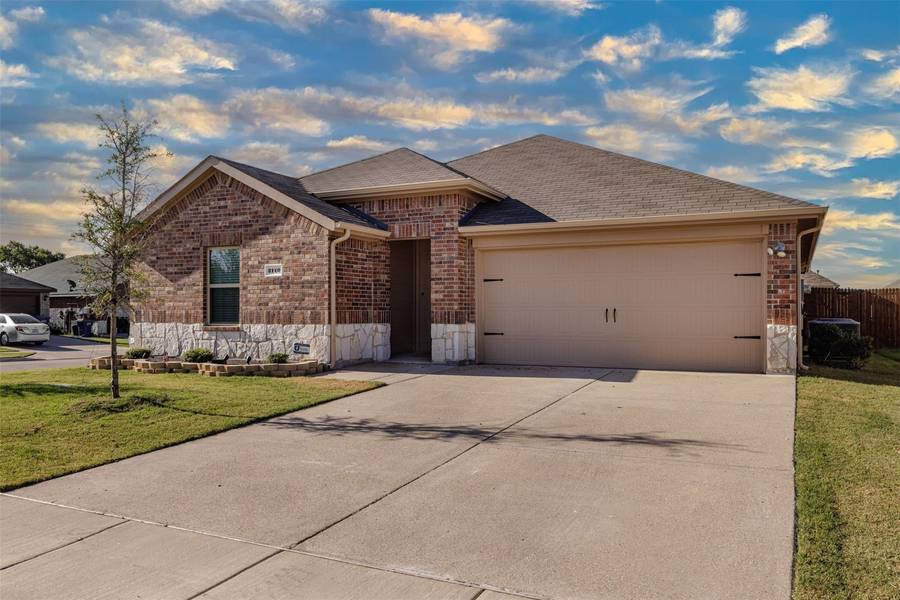 2140 Tulipwood Drive, Royse City, TX 75189