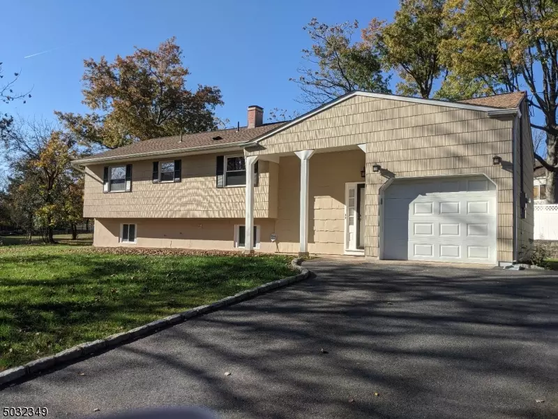 3 McClellan Ct, Piscataway Twp., NJ 08854