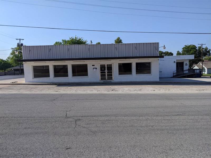 307 W Main Street, Decatur, TX 76234