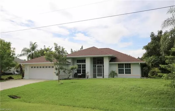 1414 Graham CIR, Lehigh Acres, FL 33936