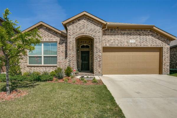 15725 Wheelwright Lane, Fort Worth, TX 76177