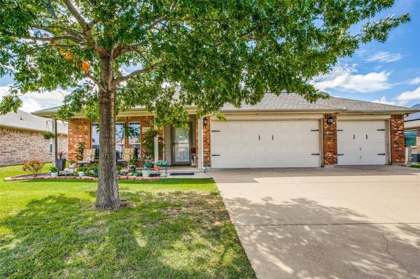 1714 Millbrook Drive, Midlothian, TX 76065