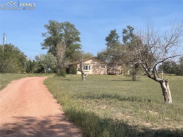 460 G ST, Penrose, CO 81240