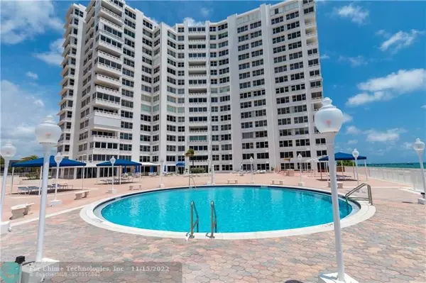 Lauderdale By The Sea, FL 33308,3900 N Ocean Dr  #11G