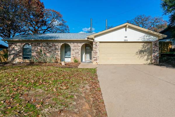 2833 Cummings Drive, Bedford, TX 76021