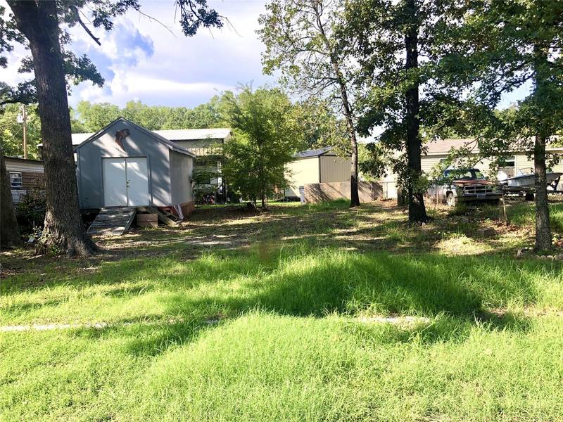 564 Private Road 7702, Emory, TX 75400