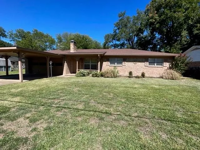 601 Spence Street E, Sulphur Springs, TX 75482